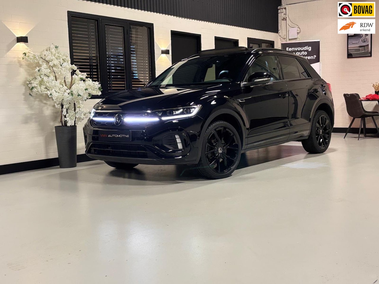 Volkswagen T-Roc - 1.5 TSI R-Line |Pano|Beats|IQ - Light|Ledbar Keyless|Nav|Cam|Travel Assist| - AutoWereld.nl
