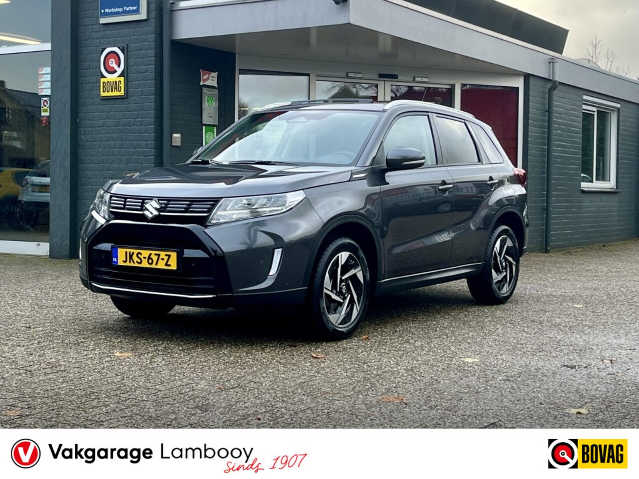 Suzuki Vitara - 1.5 Hybrid Style Automaat Navi Panoramadak Camera - AutoWereld.nl