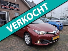 Toyota Auris - 1.8 Hybrid Energy Plus. Dealer onderhouden, zeer netjes en luxe. O.a. stoelverw, camera, n