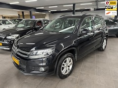 Volkswagen Tiguan - 1.4 TSI Comfort&Design leer navigatie clima cruise controle lm-velgen trekhaak