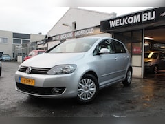 Volkswagen Golf Plus - 1.6 Trendline / Airco / Parkeersensoren / Trekhaak / Elektrische ramen