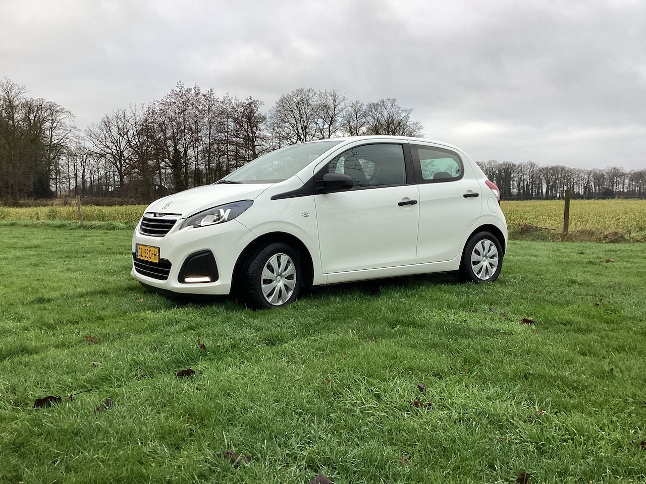 Peugeot 108 - 1.0 e-VTi Access 5 deurs / lage kilometerstand - AutoWereld.nl