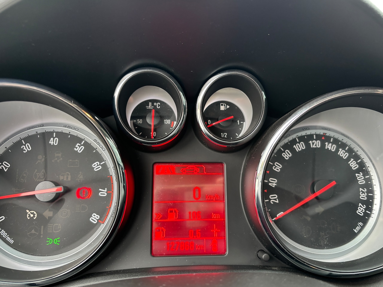 Opel Astra Sports Tourer - 1.4 Turbo Design Edition | Navi. Sportstoel. 140pk.