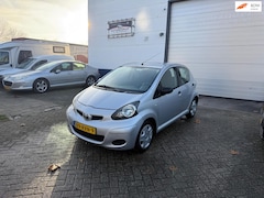 Toyota Aygo - 1.0-12V Now