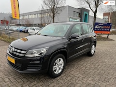 Volkswagen Tiguan - 1.4 TSI Easyline - NAVIGATIE - TREKHAAK