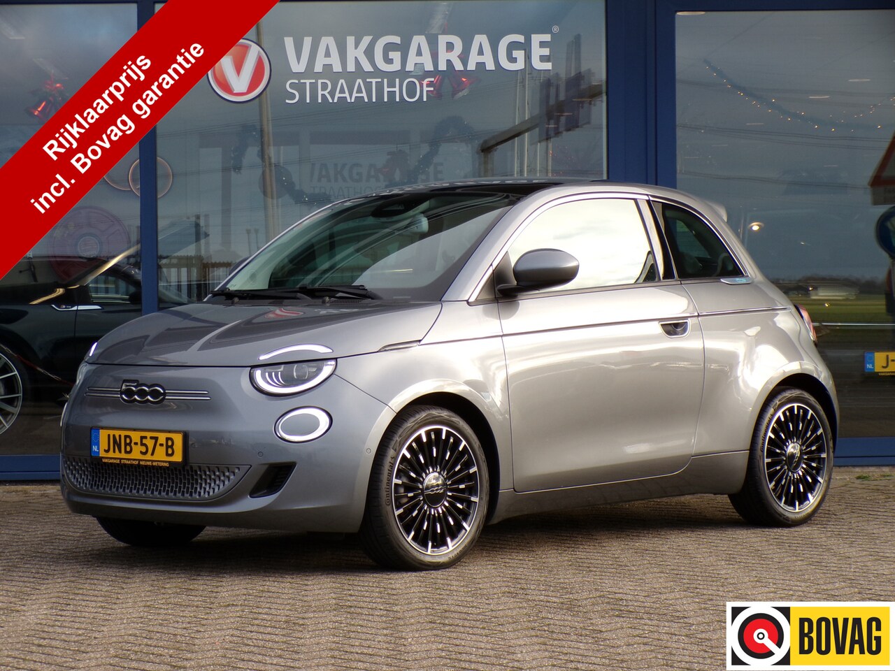 Fiat 500 - La Prima 42 kWh, SOH 94.2 % / Carplay + Android Auto / Sensoren + Camera / Keyless / Full - AutoWereld.nl