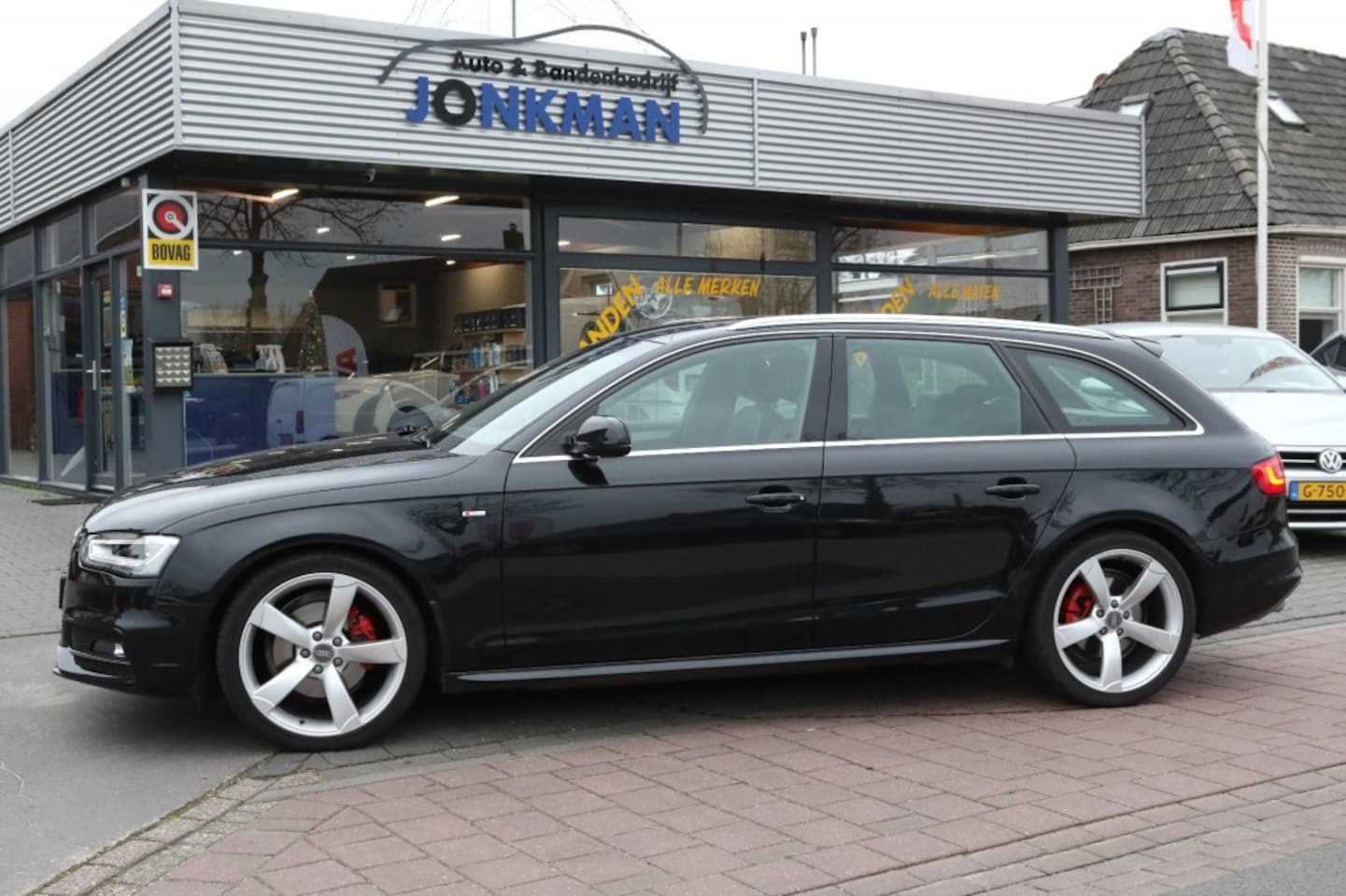 Audi A4 - 1.8 TFSI SPORT ED. zeer nette auto! + trekhaak - AutoWereld.nl
