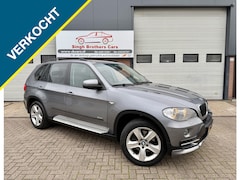 BMW X5 - xDrive30i/Leer/Navi/trekhaak/7pers/Yongtimer