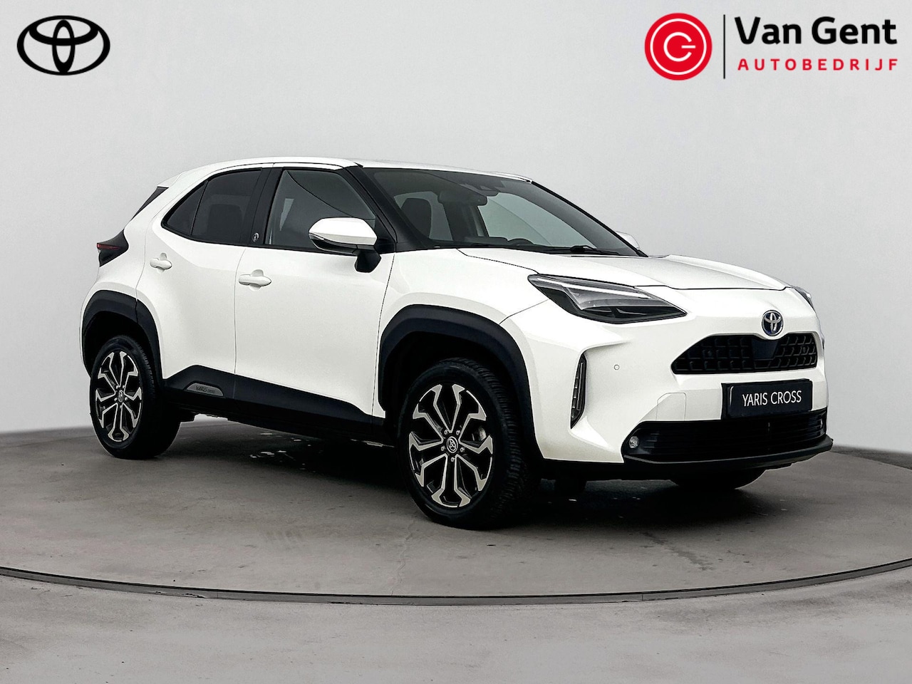 Toyota Yaris Cross - 1.5 Hybrid Dynamic | Dodehoek detectie | Stoel-/stuurverwarming | Navigatie | Parkeersenso - AutoWereld.nl
