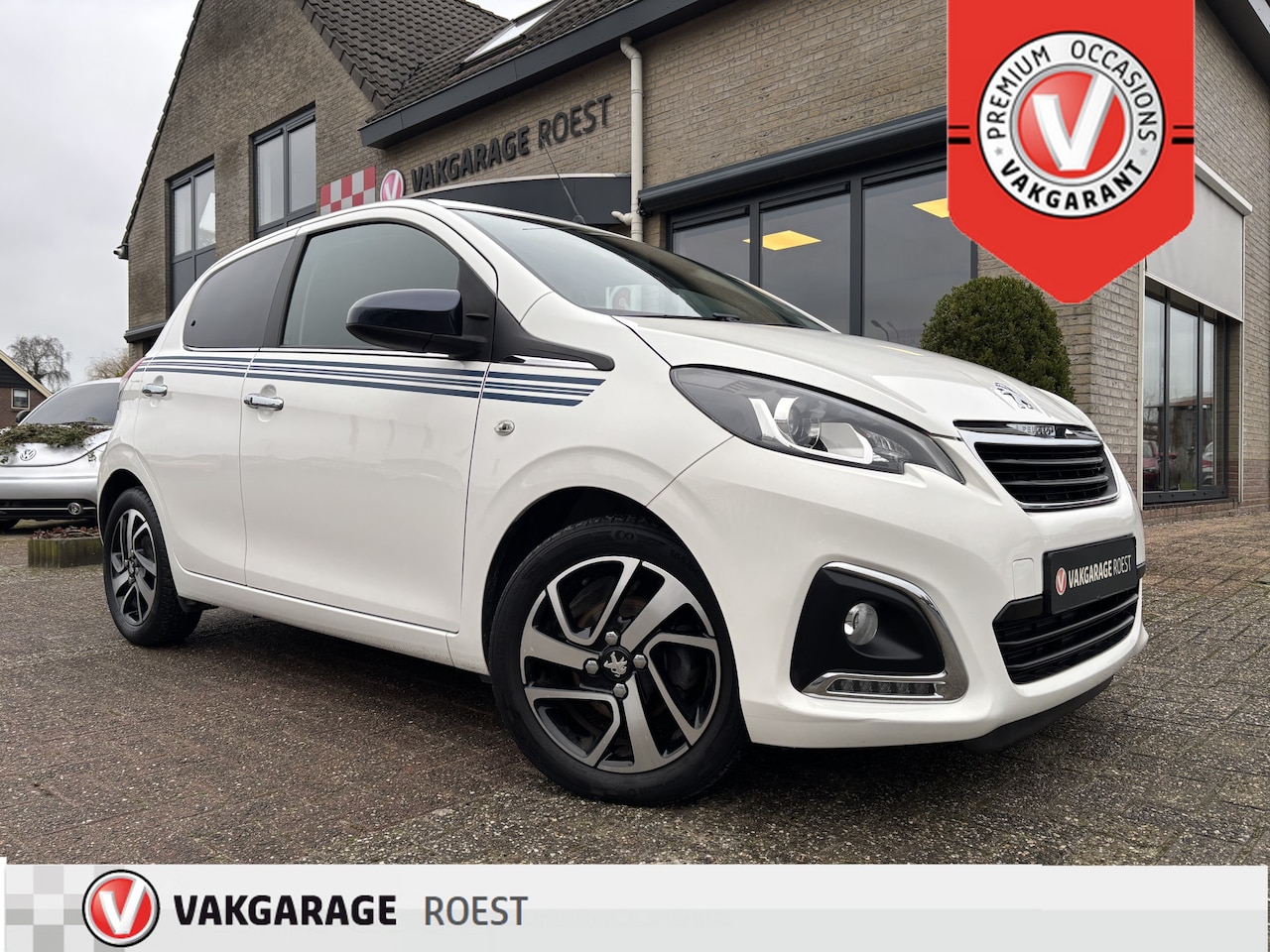 Peugeot 108 - 1.2 GT-Line Cabrio Top Navigatie / Keyless / Camera - AutoWereld.nl