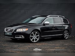 Volvo V70 - 2.5FT Summum / R-Line / Schuifdak / Trekhaak / Leder / Memory