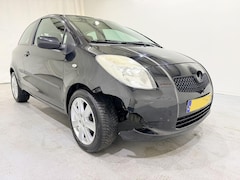 Toyota Yaris - 1.3 VVT-i Sol Airco