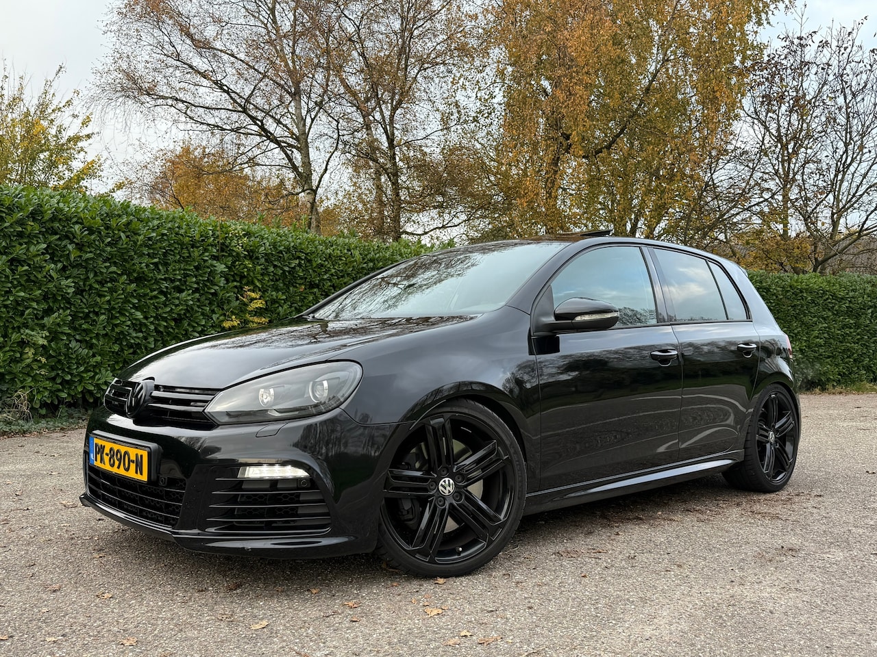 Volkswagen Golf - 2.0 R 4-Motion Automaat | Dynaudio | Schuif-/Kanteldak | BearLock | Camera | Navi | Stoelv - AutoWereld.nl