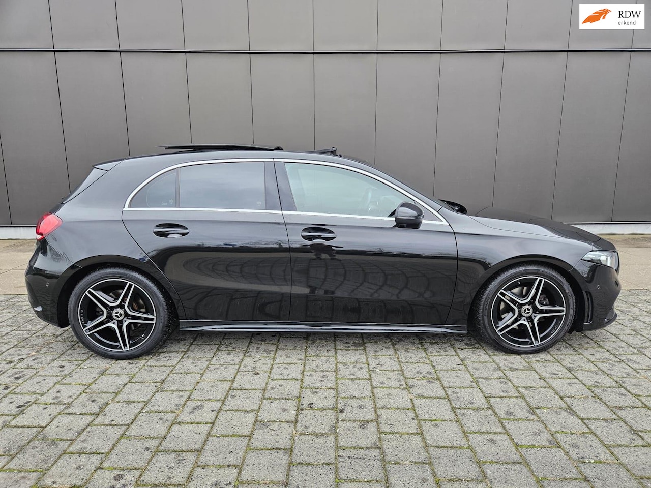 Mercedes-Benz A-klasse - 200 Advantage/ AMG LINE/ PANO/ AUTOMAAT - AutoWereld.nl