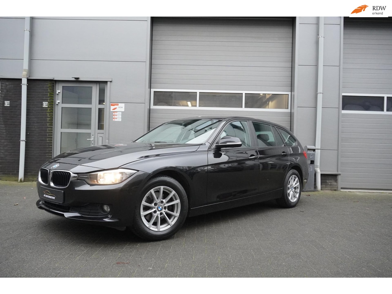 BMW 3-serie Touring - 316d Executive 316d Executive - AutoWereld.nl