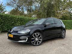Volkswagen Golf - 1.4 TSI GTE Nw MEGATRONIC | Panoramadak | Leder | 19" Velgen | Navi | Clima | PDC | Cruise