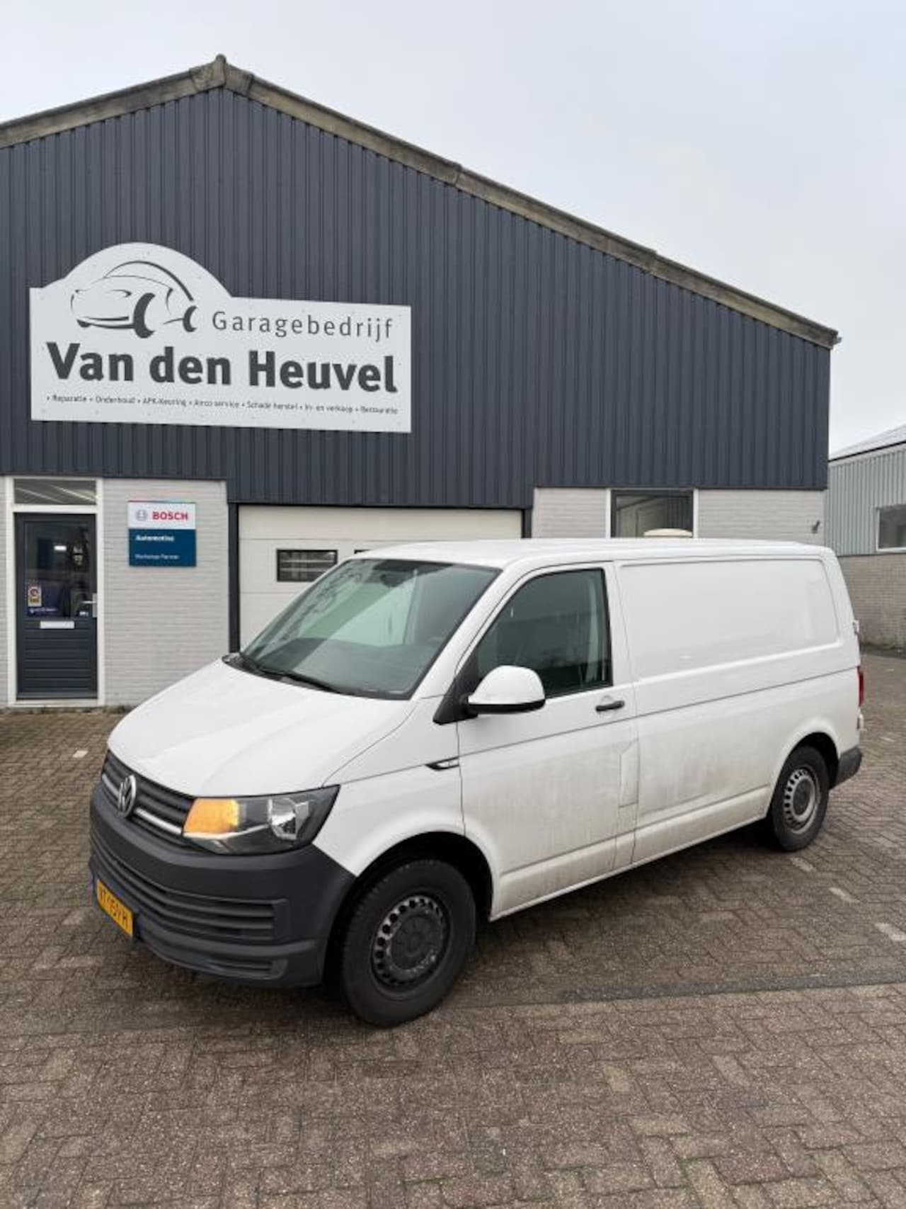 Volkswagen Transporter - 2.0 TDI L1H1 Comfortline 2.0 TDI L1H1 Comfortline - AutoWereld.nl