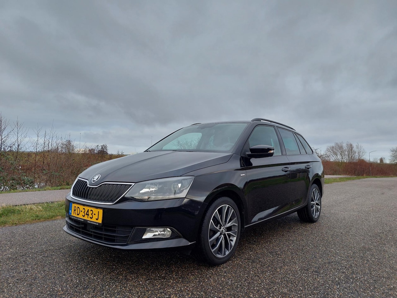 Skoda Fabia Combi - 1.0 TSI Drive. CRUISE, NAVI, LICHTMETALEN VELGEN, AIRCO! - AutoWereld.nl