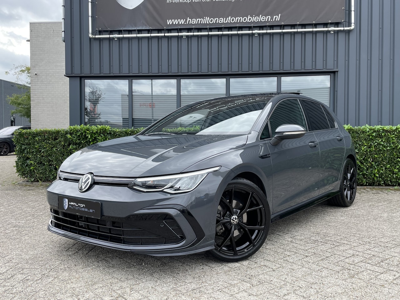 Volkswagen Golf - 8 1.5 eTSI 150pk DSG / Aut. R-Line Panoramadak Camera 19" Estoril 65dkm!! - AutoWereld.nl