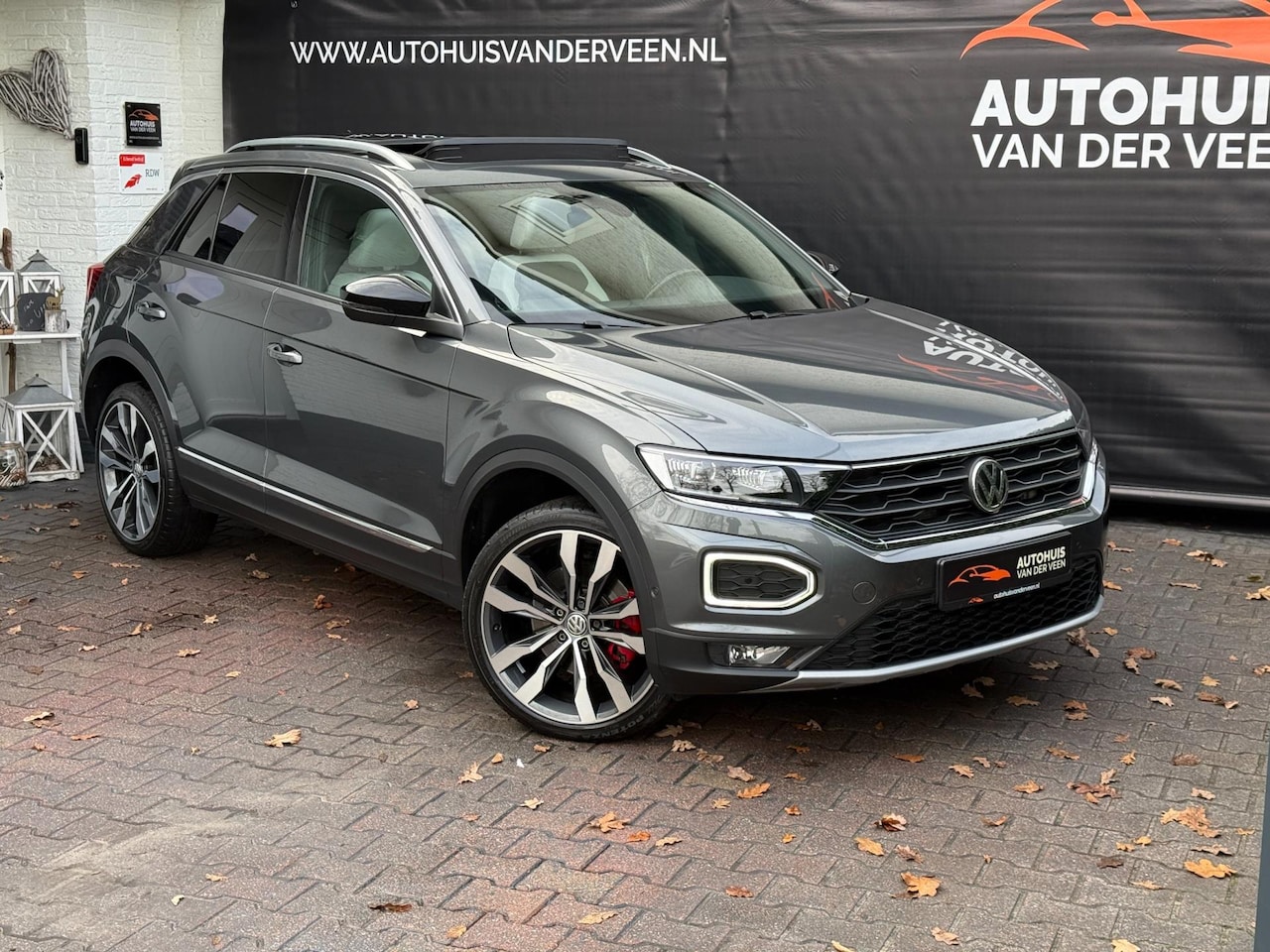 Volkswagen T-Roc - 2.0 TSI 4Motion Sport 2.0 TSI 4Motion Sport, Panoramadak/Virtual/ACC/Beats/Trekhaak/Etc. - AutoWereld.nl