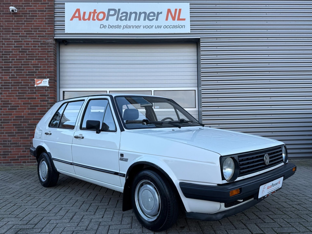Volkswagen Golf - II 1.6! 5-Deurs! Automaat! Belastingvrij! - AutoWereld.nl