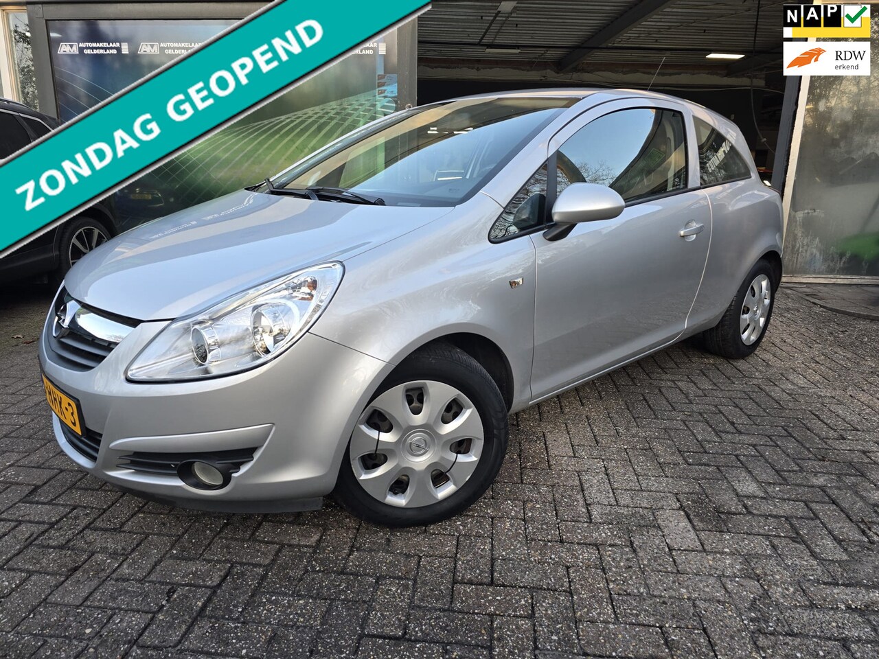 Opel Corsa - 1.4-16V Edition | 12MND GARANTIE | AUTOMAAT | AIRCO | PDC | NW APK - AutoWereld.nl