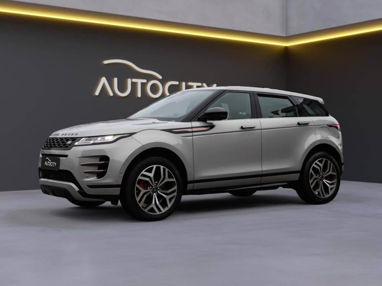 Land Rover Range Rover Evoque - P300e AWD R Dynamic Autobiography Memory l Panorama l 360 Camera - AutoWereld.nl