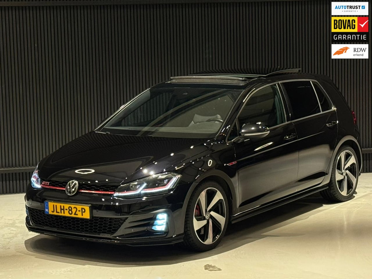 Volkswagen Golf - 2.0 TSI GTI Performance Panoramdak - AutoWereld.nl