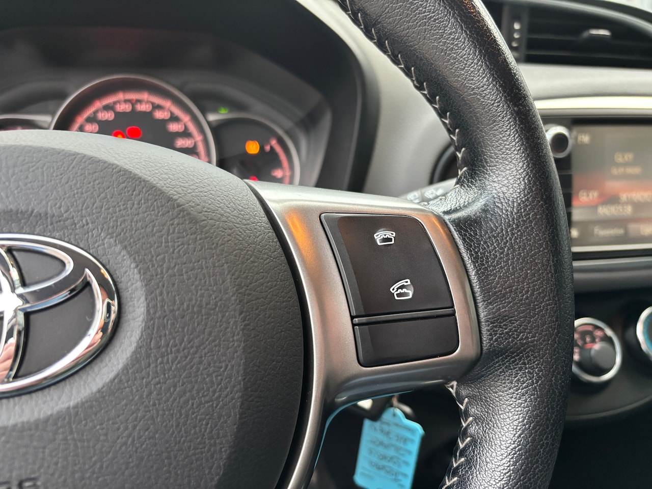 Toyota Yaris - 1.0 VVT-i Aspiration | 5drs. Org-NL auto. 1e eig. Airco.