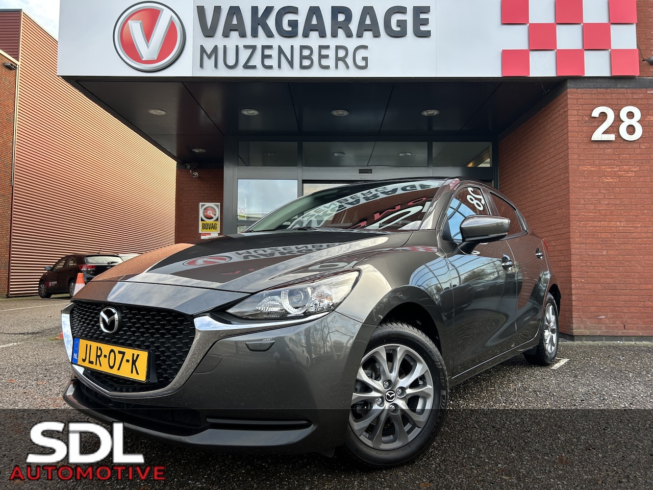 Mazda 2 - 1.5 Skyactiv-G Comfort // NAVI + CARPLAY // PDC // CRUISE // AIRCO // STOELVERWARMING - AutoWereld.nl