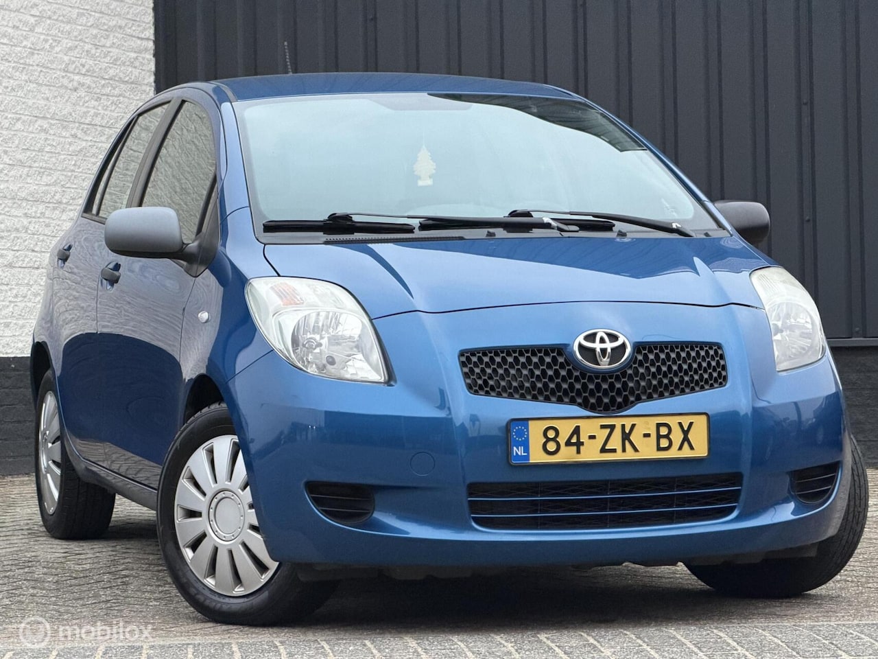 Toyota Yaris - 1.3 VVTi Terra|APK|NAP|TRKHAAK - AutoWereld.nl