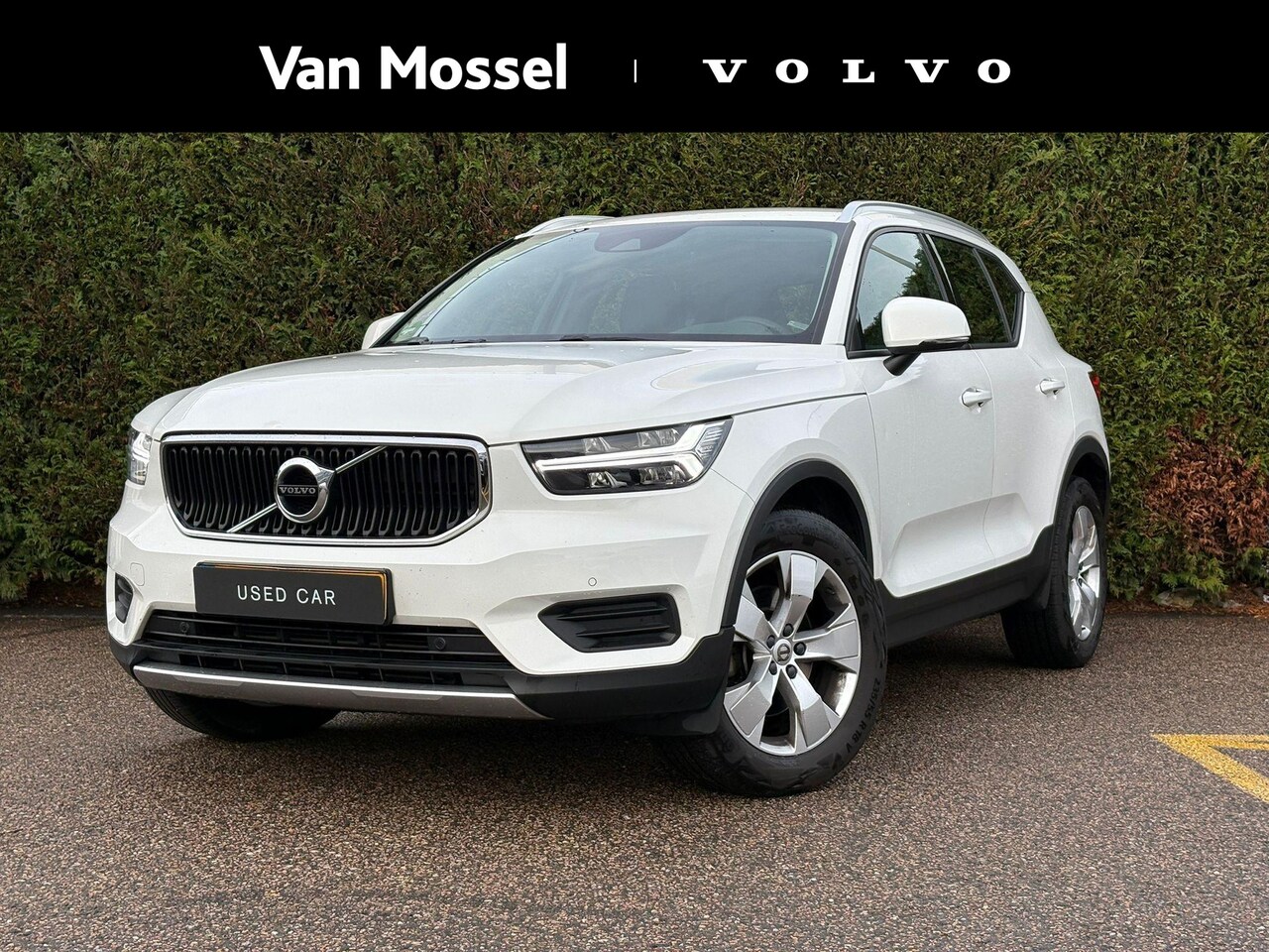 Volvo XC40 - T4 Momentum | BLIS | Leder | H&K Audio - AutoWereld.nl
