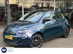 Fiat 500 - La Prima 42 kWh | Climaat control | Carplay | Camera | All season banden | Adaptive Cruise