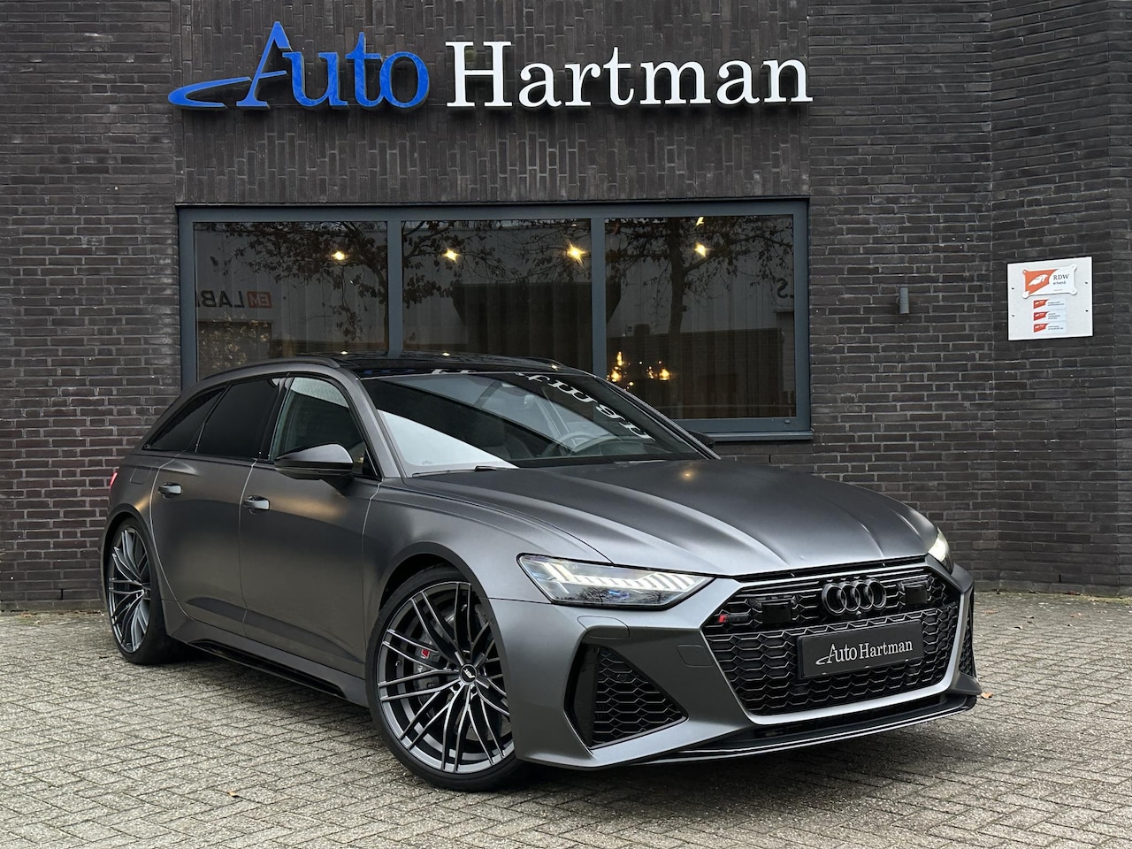 Audi RS6 - Avant TFSI quattro Dynamic+ HUD|B&O|ABT 22"|STOELVENTILATIE - AutoWereld.nl