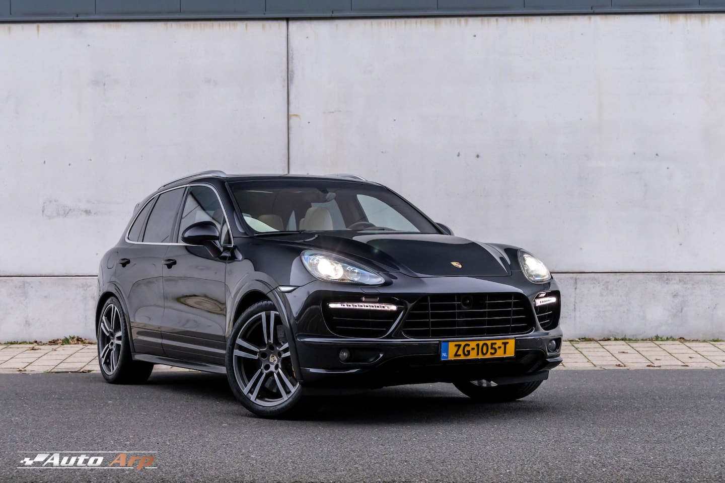 Porsche Cayenne - 4.8 Turbo 4.8 Turbo - AutoWereld.nl