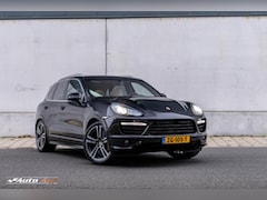 Porsche Cayenne - 4.8 Turbo