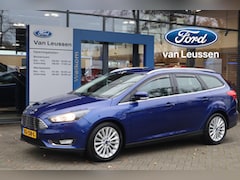 Ford Focus Wagon - 1.5 TITANIUM 150PK NAVI TREKHAAK CRUISE P-SENSOREN LM-VELGEN 1500KG-TREKGEWICHT
