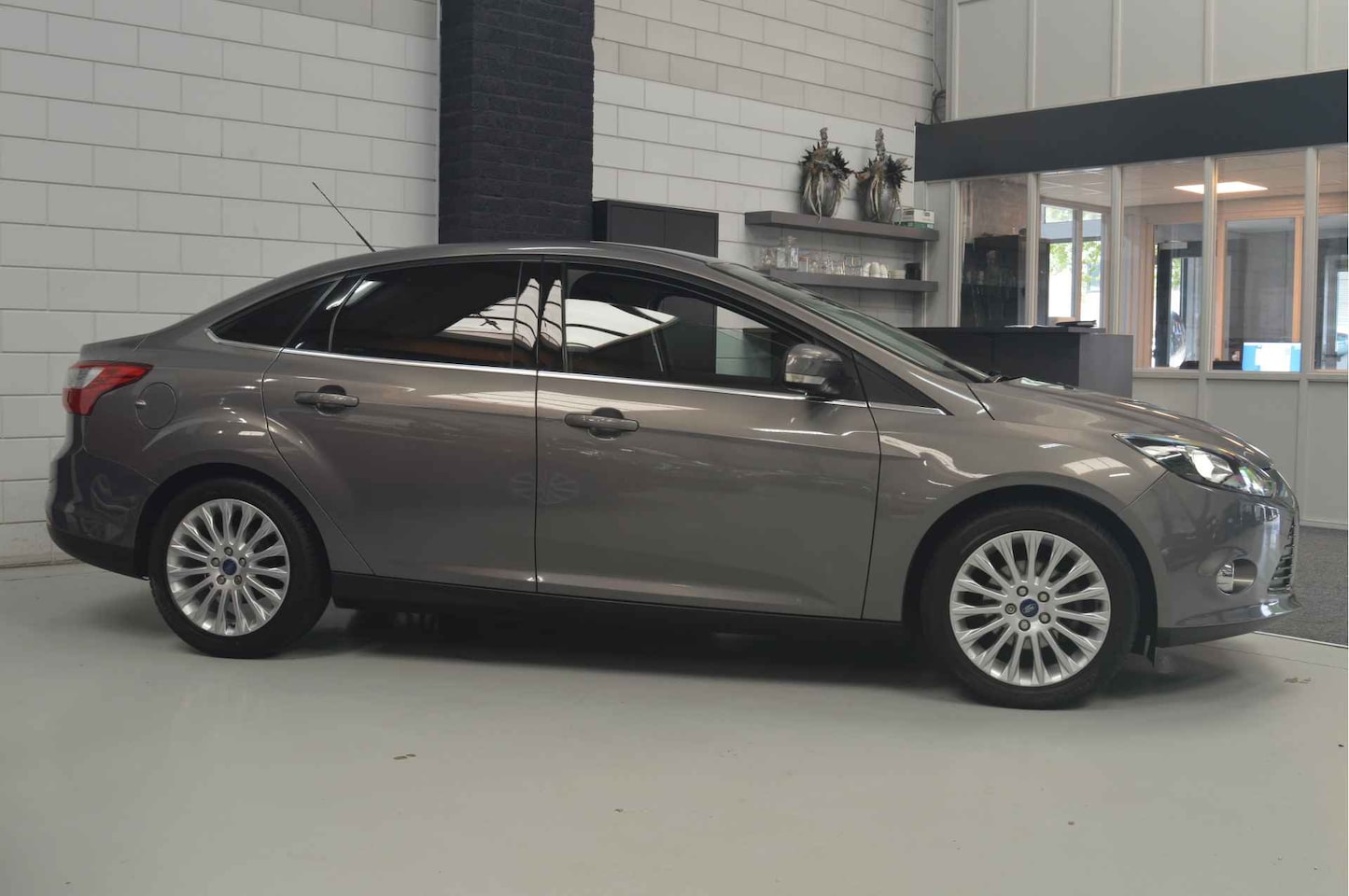 Ford Focus - 1.6 TI-VCT First Edition - AutoWereld.nl