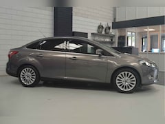 Ford Focus - 1.6 TI-VCT First Edition