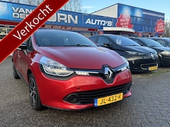 Renault Clio - 1.2 Expression Automaat Trekhaak Airco Cruise 6 mnd Garantie