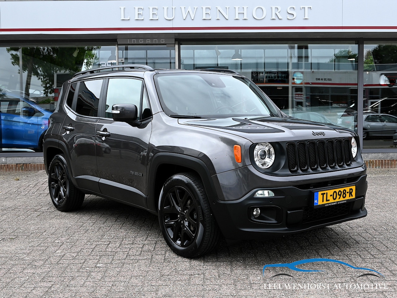 Jeep Renegade - 1.4 MultiAir Night Eagle II Limited 1.4 MultiAir Night Eagle II Limited, clima, adapt. cruise, Apple Carplay, PDC, NL-dealerau - AutoWereld.nl
