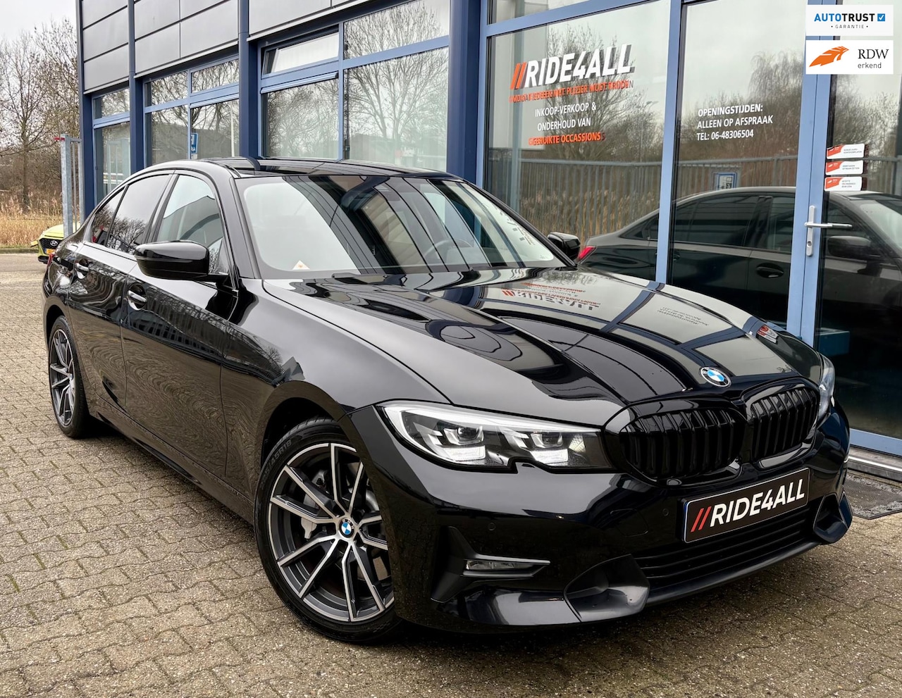 BMW 3-serie - 330i High Executive/CARPLAY/STOELVW/LEDER! - AutoWereld.nl