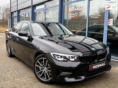 BMW 3-serie - 330i High Executive/CARPLAY/STOELVW/LEDER