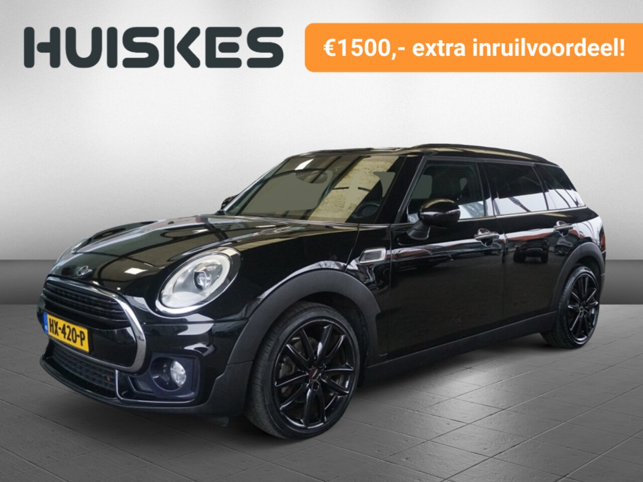 MINI Clubman - Mini 1.5 Cooper Chili Serious Business JWC | Schuifdak | Navigatie - AutoWereld.nl