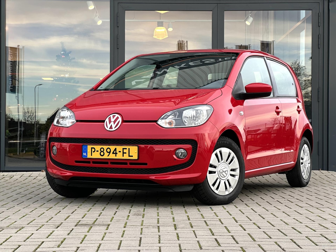 Volkswagen Up! - 1.0 75PK 5D BMT Move up! | Stoelverw. | Airco | El. Ramen + Spiegels | - AutoWereld.nl