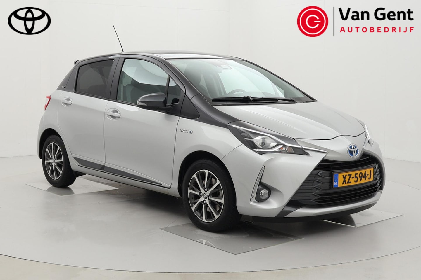 Toyota Yaris - 1.5 Hybrid Y20 | Navigatie | Keyless | Cruise Control | Clima | Parkeersensoren achter | C - AutoWereld.nl