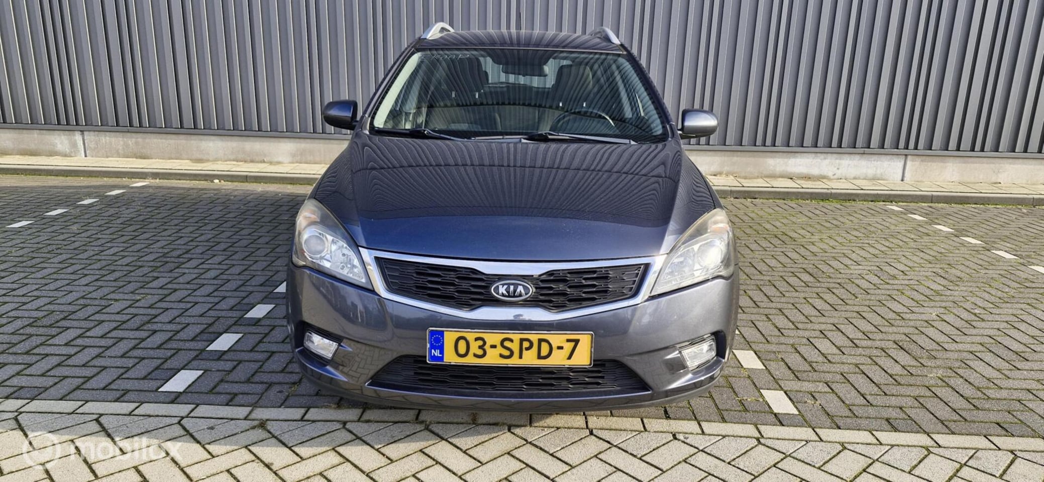 Kia Cee'd Sporty Wagon - 1.4 CVVT Navigator Plus Pack 1.4 CVVT Navigator Plus Pack - AutoWereld.nl