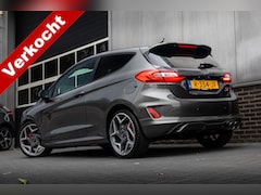 Ford Fiesta - 1.5 EcoBoost ST-3 200 pk / Miltek-Uitlaat/ Recaro-Stoelen/ Stoel.Verw/ Keyless/ B&O-Sound/