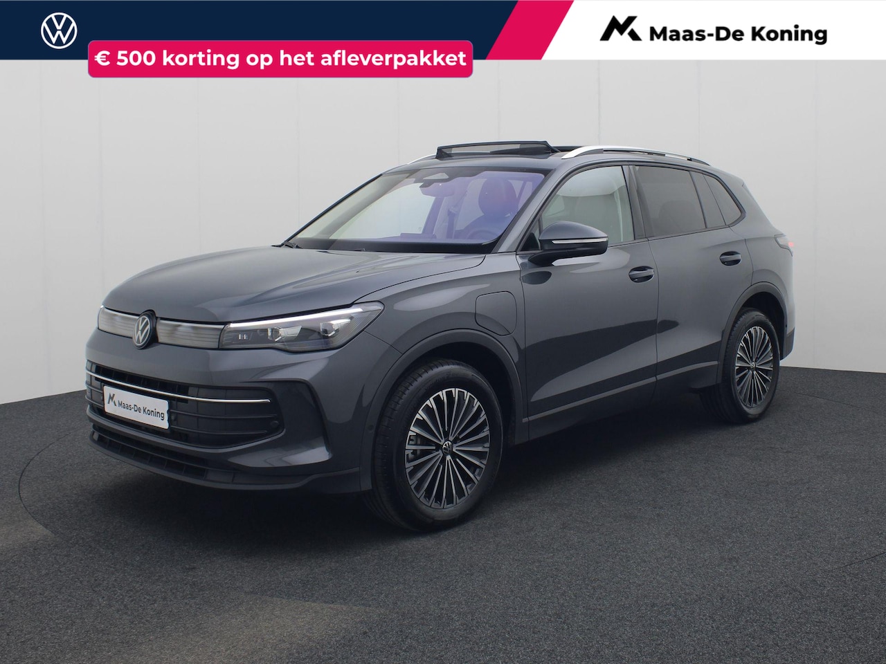 Volkswagen Tiguan - 1.5eHybrid 150kW/204PK Life Edition · Panoramadak · Camera + Parkeersensoren · Trekhaak · - AutoWereld.nl