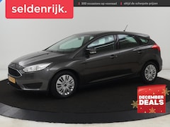 Ford Focus - 1.0 Trend | Origineel NL | Trekhaak | Airco | Radio/CD | Elektrische ramen